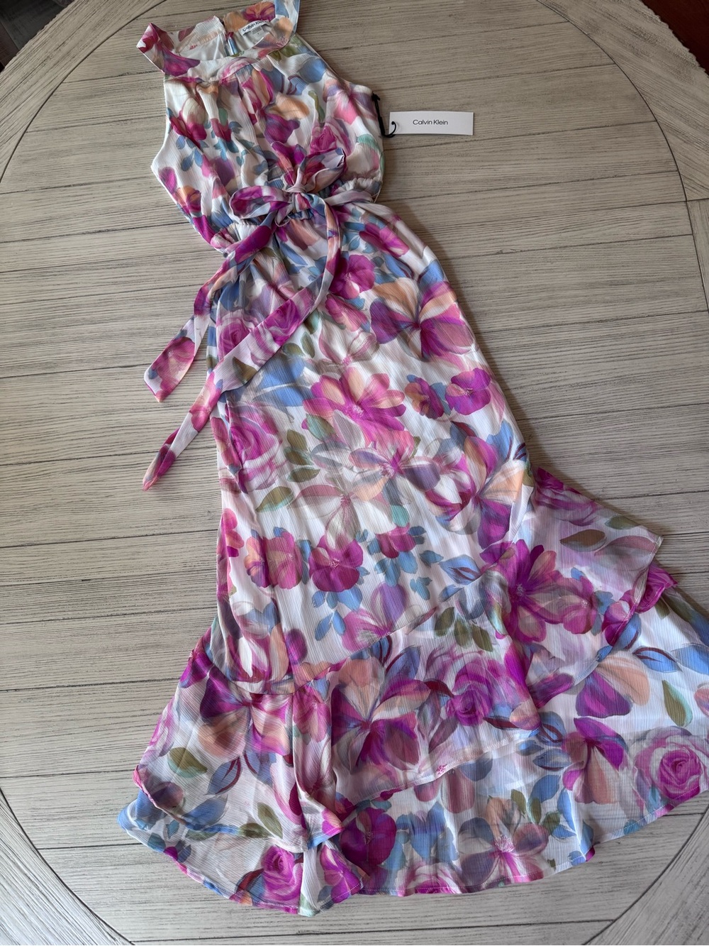 Calvin Klein NWT beautiful, flowy sleeveless dress